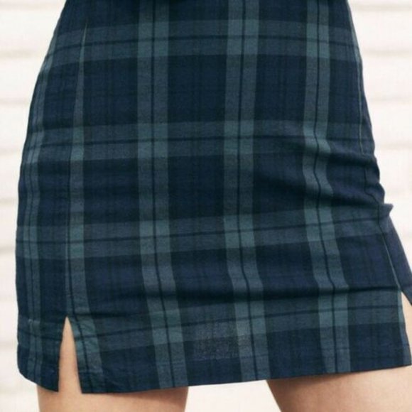 Brandy Melville Plaid Mini Skirt - Picture 1 of 1